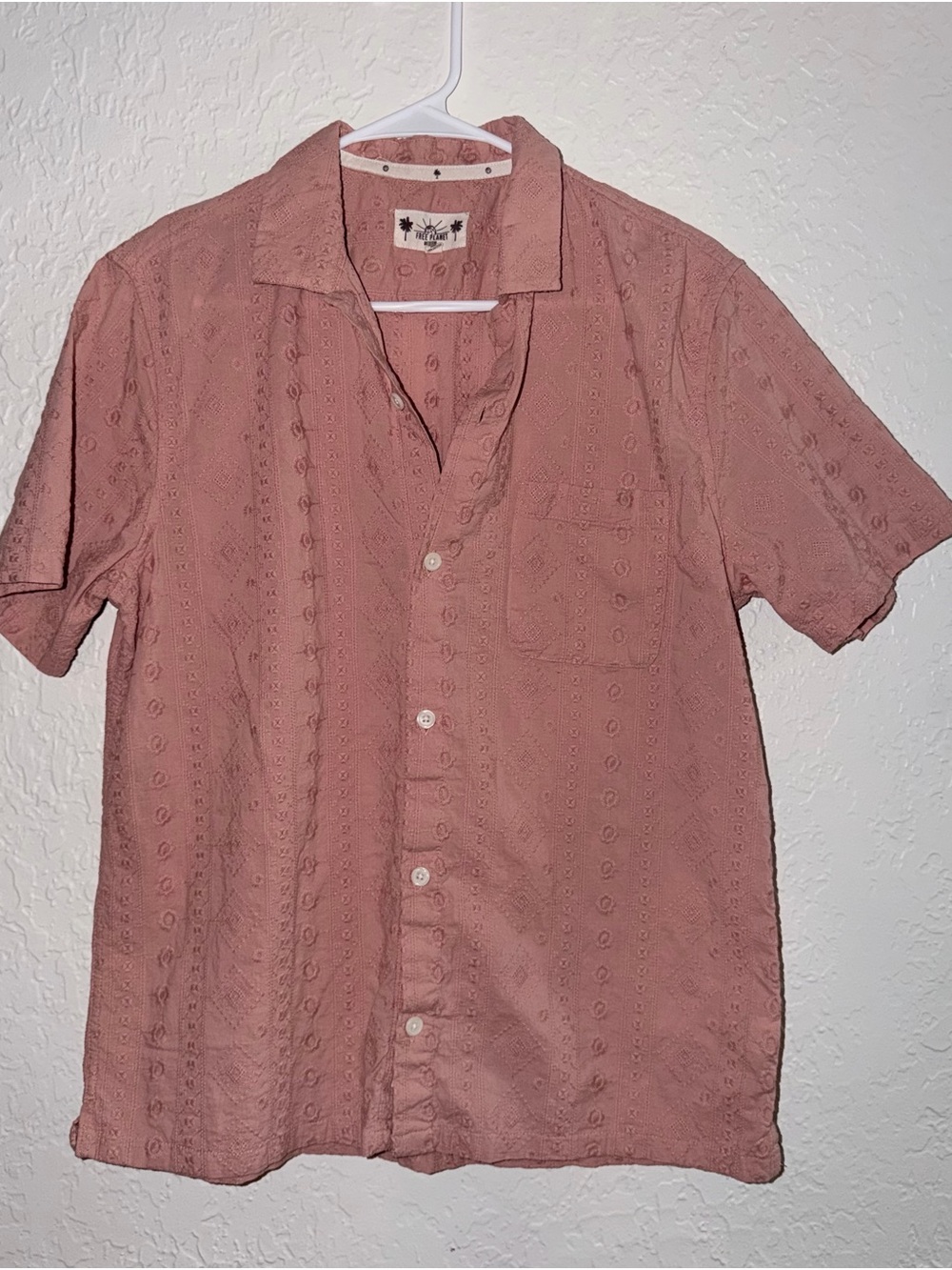Free Planet Men’s Camp Shirt Textured Embroidered Button Down Dusty Rose M